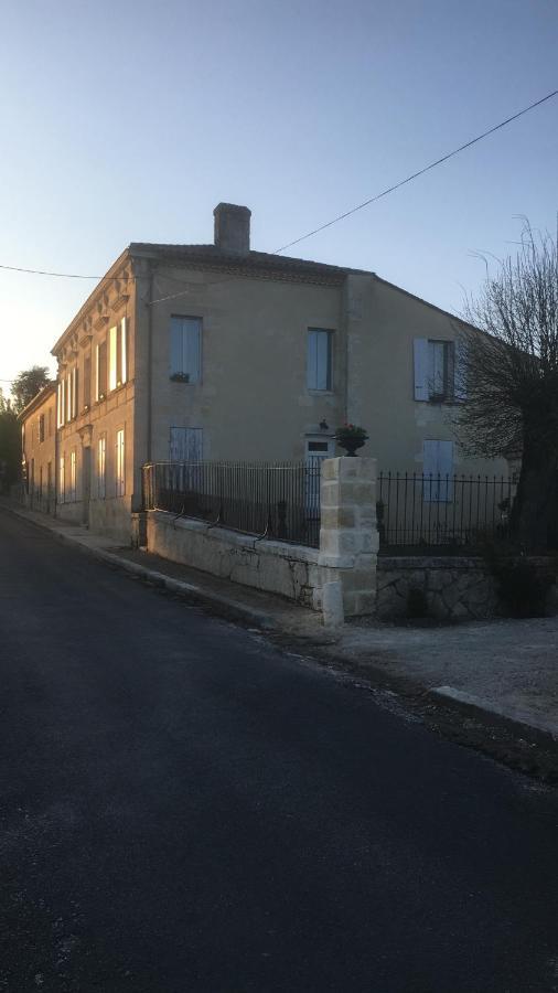 La Maison Blanche A Saint-Yzans-de-Médoc Buitenkant foto