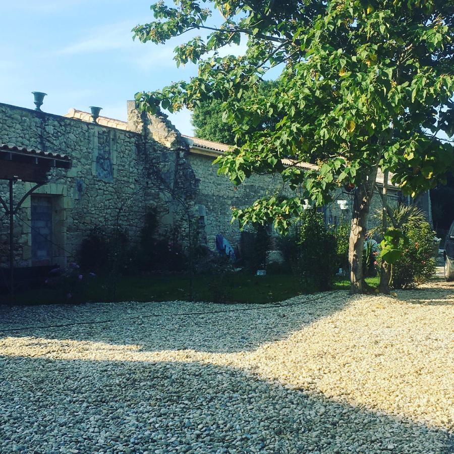 La Maison Blanche A Saint-Yzans-de-Médoc Buitenkant foto